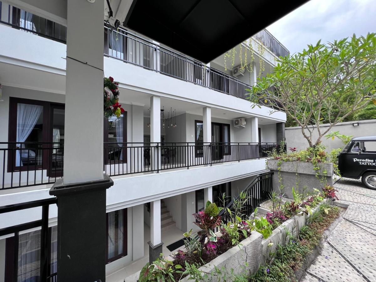 Green Hill Inn Jimbaran Екстериор снимка