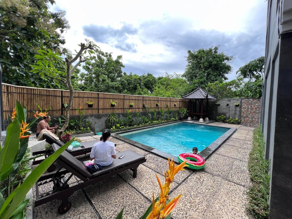 Green Hill Inn Jimbaran Екстериор снимка